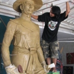 artist-sculpture