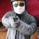 outdoor_torso-bullet-hole03_papier_mache_640x480
