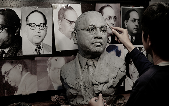 Sculpting a Great Man